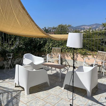 A Casa Del Console Apartment Mondello Exterior photo